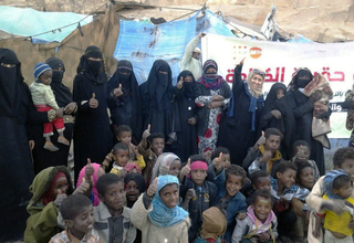 Women and children displaced from Taizz City receive services from UNFPA. © UNFPA Yemen